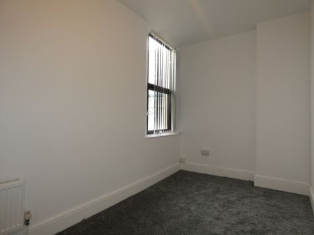 Alexandra Road Flat 6 - Photo 2