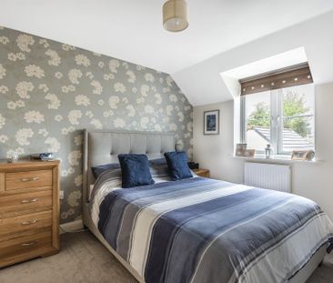 2 bedroom semi-detached house to rent - Photo 4