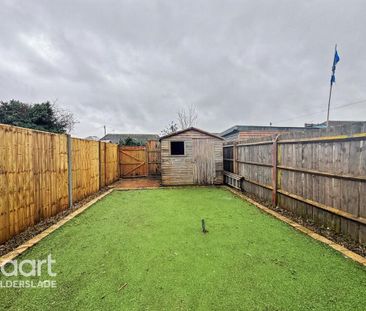 3 bedroom terraced house to rent - Photo 6