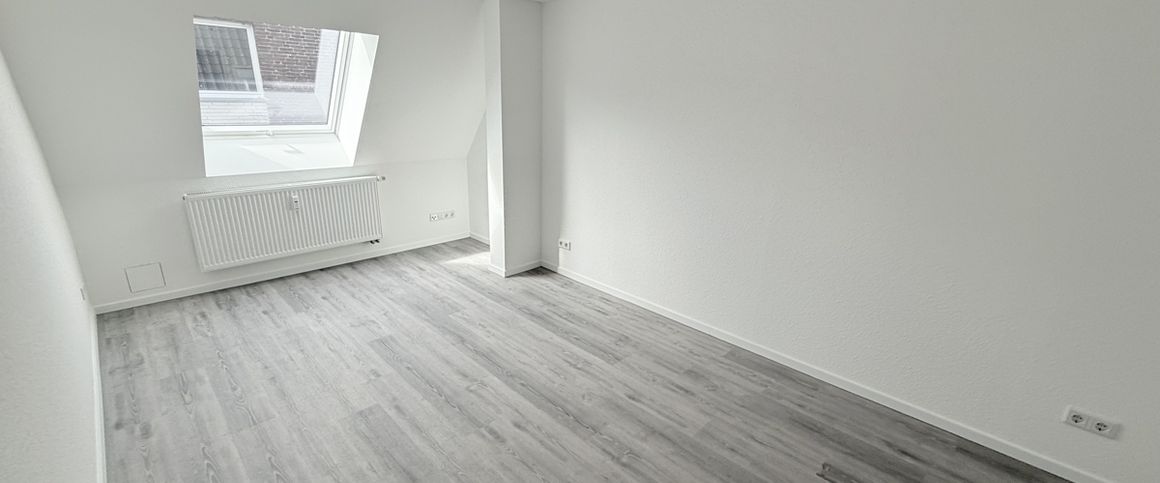 5-Zi.-Mietwohnung mit Dachloggia am Meierteich! - Photo 1