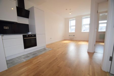 1 bedroom flat to rent - Photo 2