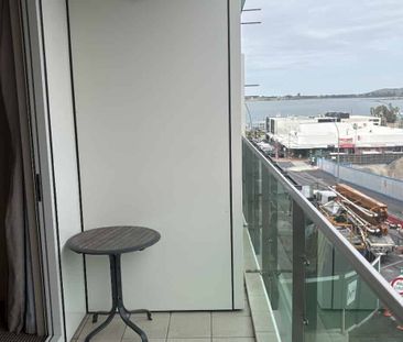 Modern Partially Furnished Apartment - Photo 3