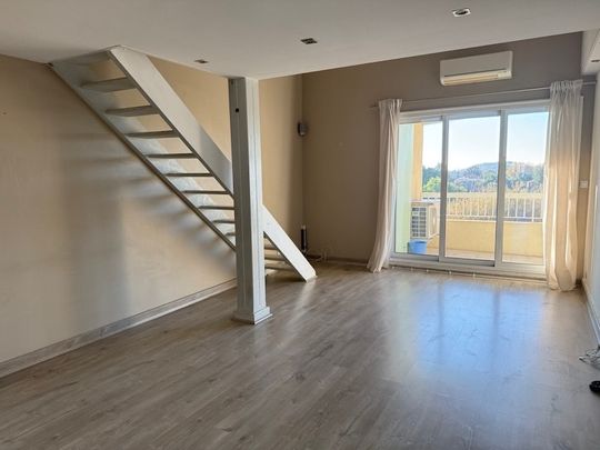 Location Appartement 4 pièces 65m² - Photo 1