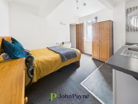 Manor Road, Coventry, West Midlands, CV1 2LH - Photo 1