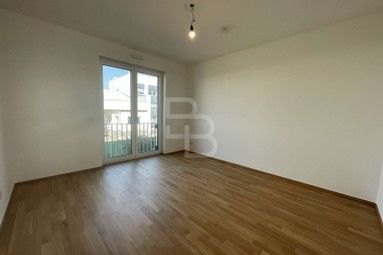 Moderne 3-Zimmer-Neubau-Wohnung in zentraler Lage von Hürth! - Photo 1