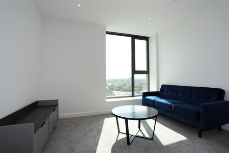 No.1 Old Trafford, M17 - Photo 3