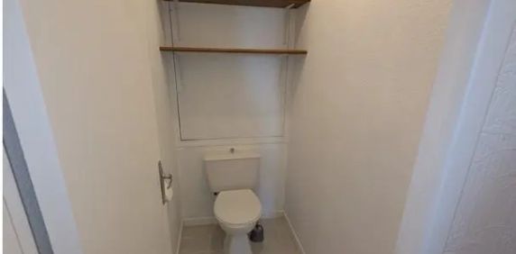Appartement à louer 2 pièces 51.6m² - Photo 2