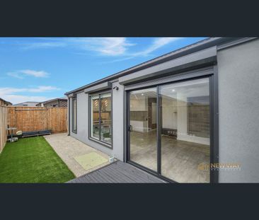 5 CHILWORTH ST, Donnybrook, Vic 3064 - Photo 5