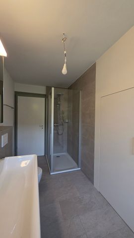 3.5 Zimmer-Dachwohnung 109m2 im 4. OG mit grosser Terrassen 36m2 - Photo 4
