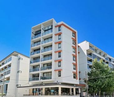 Convenient Location Near Train Station - Photo 1