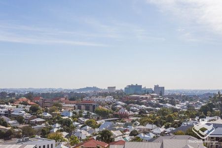 Look no further than our amazing unit! - Photo 4