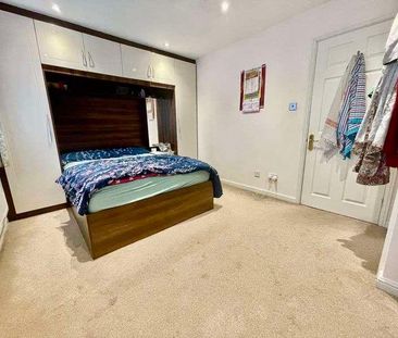 Stornaway Road, Slough, SL3 - Photo 3