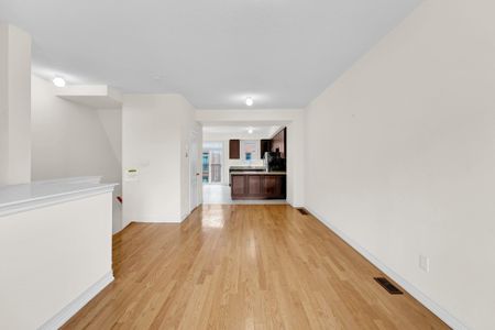 For Lease - 39 Sea Drifter Crescent, Brampton, Ontario - Photo 4