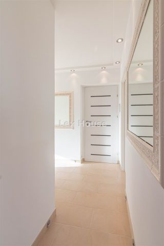 Mieszkanie na wynajem - Zdjęcie 2