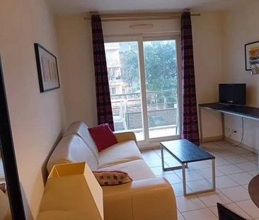 Location Appartement - Photo 2