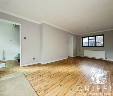 West Thorpe, Basildon, Essex, SS14 - Photo 1