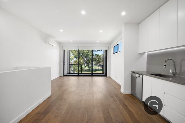 A Simple & Stylish Place To Call Home - Photo 1