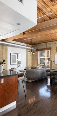 SPECTACULAR 1 BDRM HARD LOFT 1,000+ SQFT IN THE COVETED GOTHAM LOFTS! - Photo 1