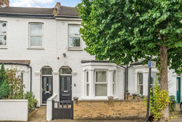 2 bedroom terraced house to rent - Photo 1