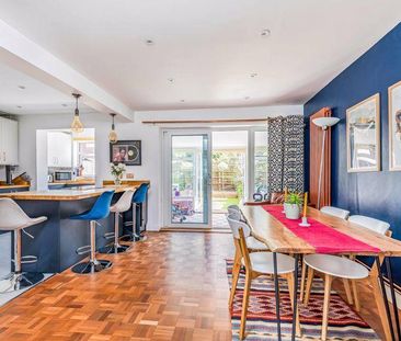 3 bedroom semi-detached house to rent - Photo 5