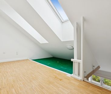 Fully Renovated House with Loft Rooms – Kollundvej, 2770 Kastrup - Photo 5