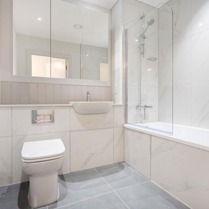 3 bedroom apartment to rent - Photo 1