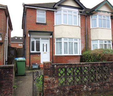 4 bedroom end of terrace house to rent - Photo 5