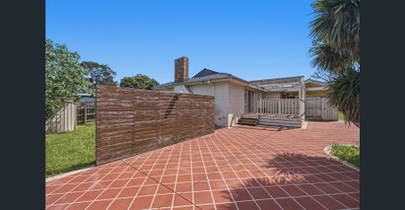 Spacious Family Comfort with Exceptional Outdoor Appeal - Photo 5