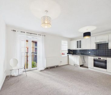 Studio to rent - Photo 2