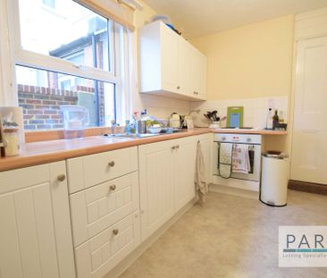 Poynter Road, Hove, East Sussex, BN3 7AH - Photo 2