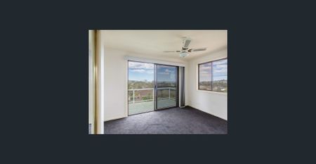 Family Home in Great Location - Photo 2