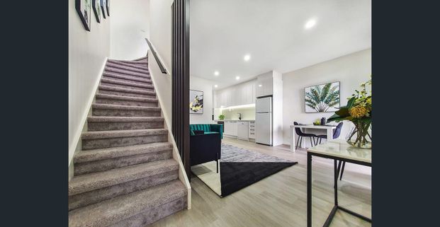 Modern Comfort and Convenience in the Heart of Reservoir - Photo 1