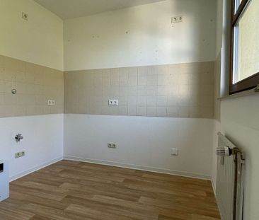 WBS ZWINGEND ERFORDERLICH! SCHÖNE 3-ZIMMERWOHNUNG IM DACHGESCHOSS M... - Photo 5