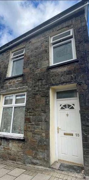 Queen Street, Pentre, CF41 - Photo 1