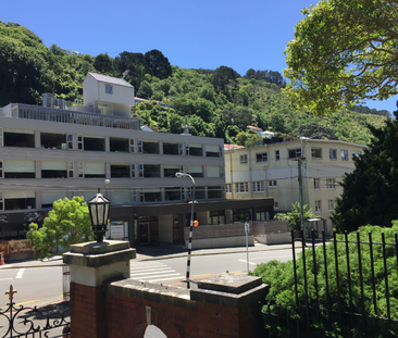 Welcome to Sharella Living - Photo 5