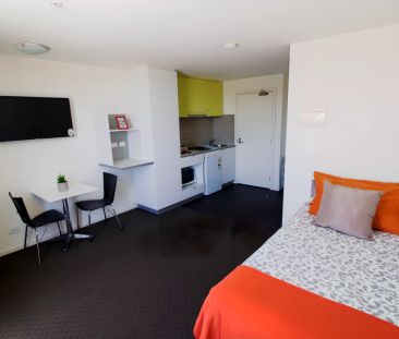 Large Studio - Photo 2