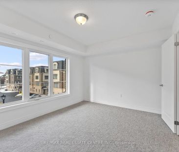 2140 Trafalgar Rd Road #47 - Photo 5