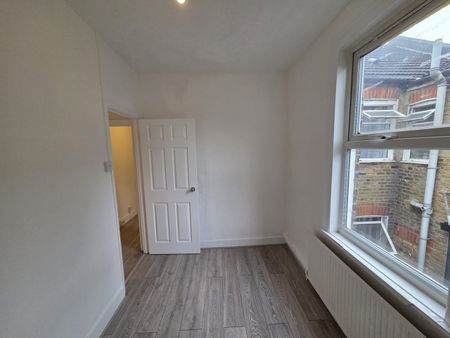6 Bed Terraced House, Eve Road, N17 - Photo 5