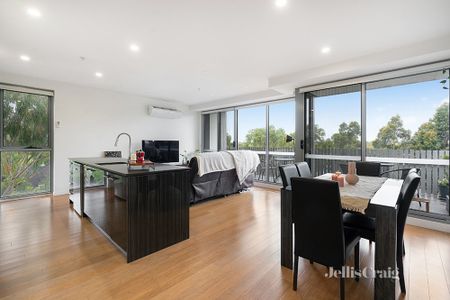 301/35 Princeton Terrace, Bundoora - Photo 5