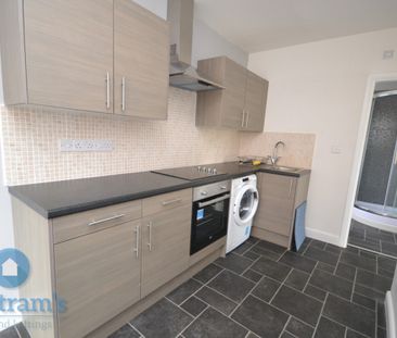 2 bed Flat for Rent - Photo 3