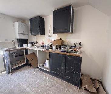 Sydney Road, Middlesex, TW14 - Photo 2