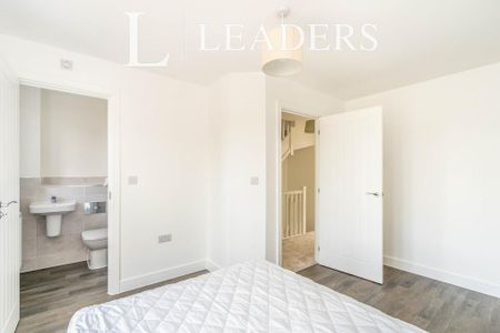 1 bedroom in a house share to rent - Photo 4