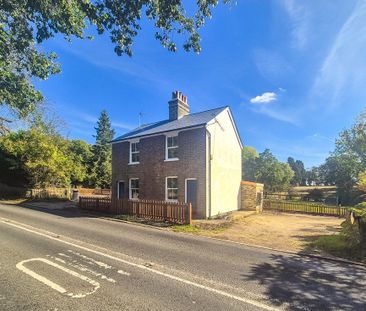 1 bedroom semi-detached house to rent - Photo 3