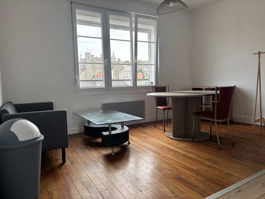 Location Appartement 2 pièces 28m² BOULOGNE SUR MER 62200 - Photo 1