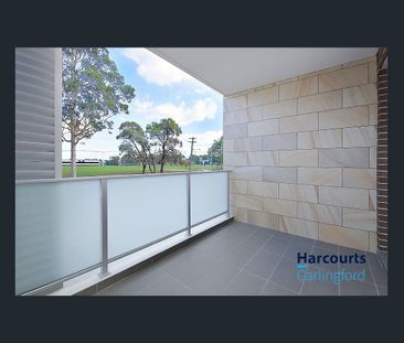 Spacious and Modern! - Photo 6