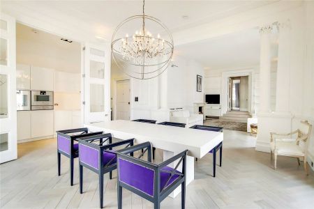 Eaton Place, Belgravia, SW1X flat to rent - Photo 4