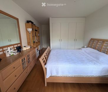 Spacious 6.5-Room Ground Floor Apartment with Private Garden and Te... - Foto 2