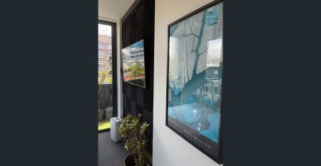 Peaceful Luxury apartment with Sunroom - Photo 4