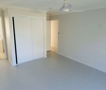 Sleek and Modern Home - Photo 2