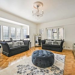 Hawksdown, Walmer, CT14 7PH, Deal - Photo 1